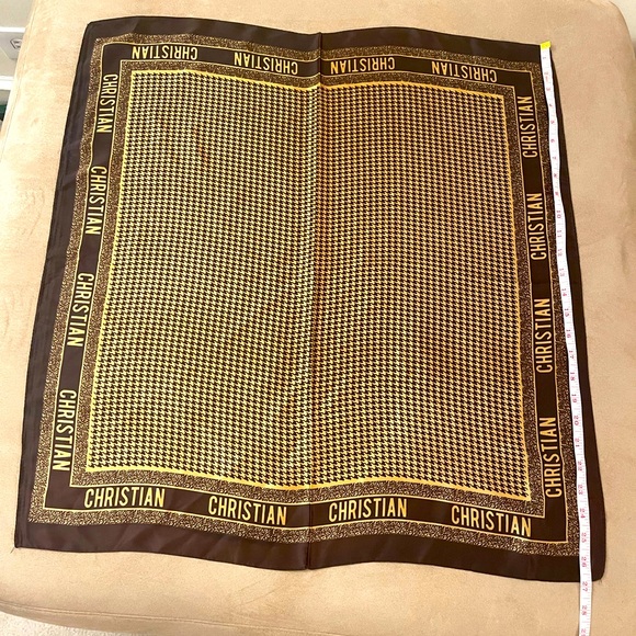 Silky Satin Feel Scarf 🧣 - Picture 2 of 4